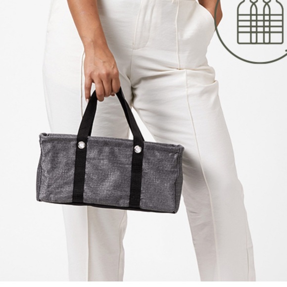 THIRTY ONE gifts tiny utility tote in charcoal cross hatch like new - Picture 2 of 5